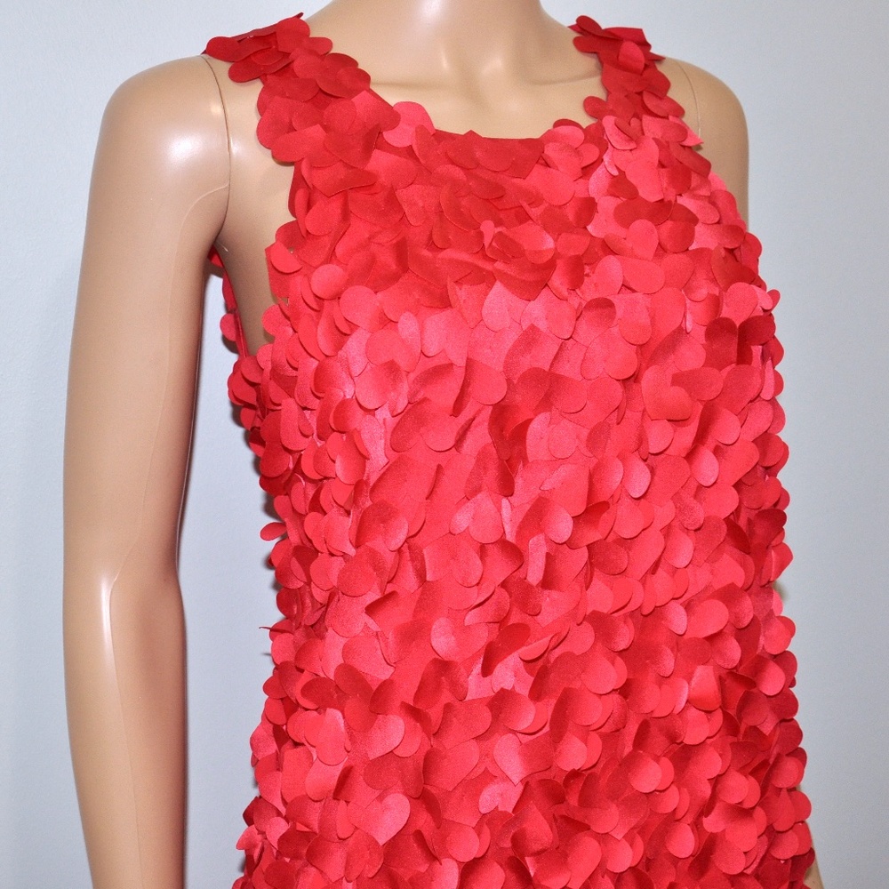 BCBGMaxAzria GORGEOUS! Red 3D Heart Applique Dress!!! - Sz 2 - Picture 6 of 15